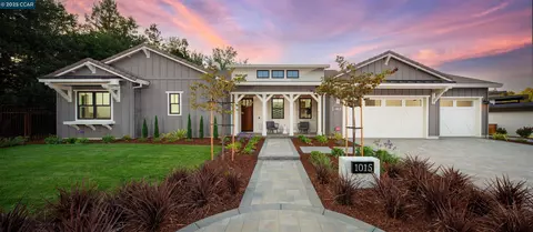 1015 Borrette Ct, Napa, CA 94558