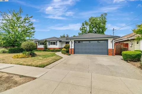 38426 Kimbro St, Fremont, CA 94536