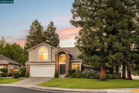 200 Hat Creek Ct, San Ramon, CA 94582