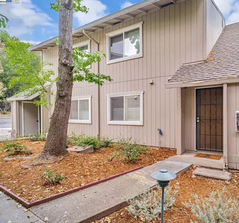 14413 Kings Ct, San Leandro, CA 94578