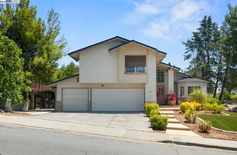 4996 Eberly Dr, San Jose, CA 95111 photo 1