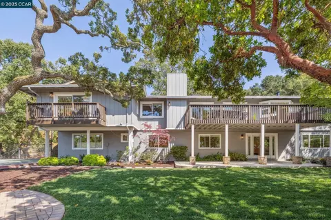 561 Morecroft Rd, Lafayette, CA 94549 photo 1