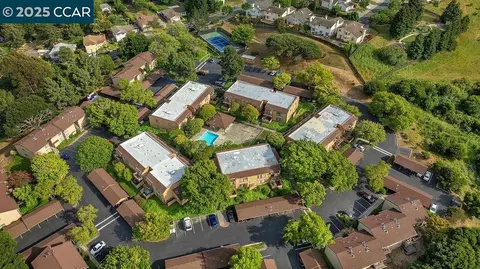 5317 Ridgeview Cir #8, El Sobrante, CA 94803