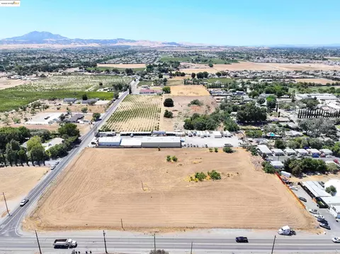 Almond Ave, Oakley, CA 94561 photo 4
