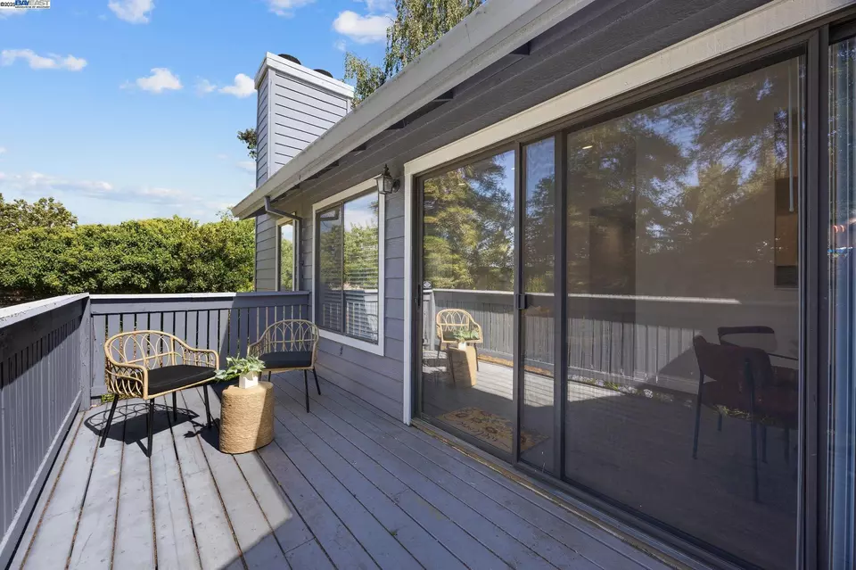 Exterior - 7120 Cross Creek Cir #D, Dublin, CA 94568 photo 4 of 12