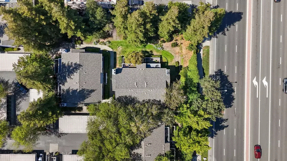 View/Area - 7120 Cross Creek Cir #D, Dublin, CA 94568 photo 7 of 11