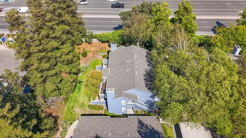 View/Area - 7120 Cross Creek Cir #D, Dublin, CA 94568 photo 3 of 11