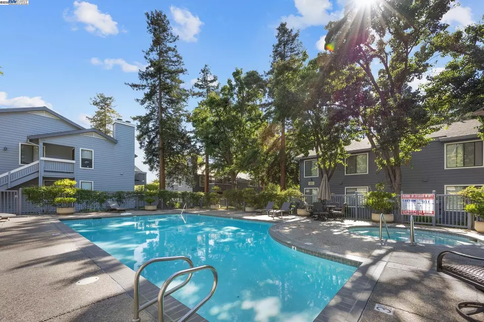 Exterior - 7120 Cross Creek Cir #D, Dublin, CA 94568 photo 10 of 12