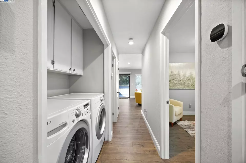 Entry Way - 7120 Cross Creek Cir #D, Dublin, CA 94568 photo 3 of 4