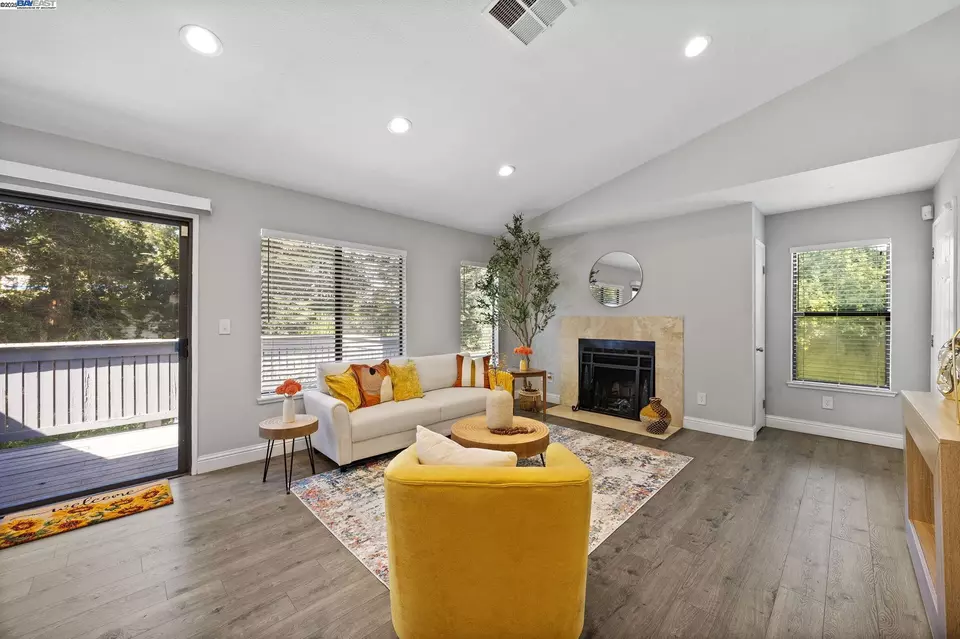 Living - 7120 Cross Creek Cir #D, Dublin, CA 94568 photo 5 of 5