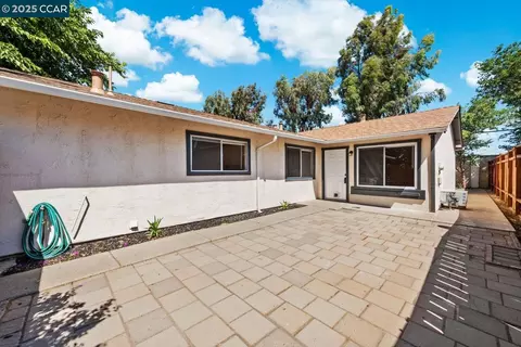 113 E Trident Dr, Pittsburg, CA 94565 photo 1