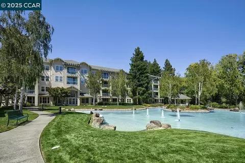 1840 Tice Creek Dr #2206, Walnut Creek, CA 94595