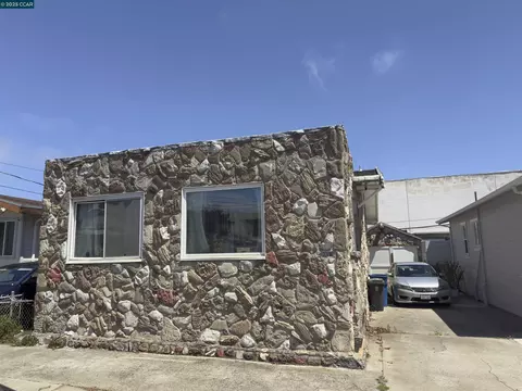 218 Macdonald Ave, Daly City, CA 94014