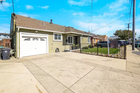 21926 Victory Dr, Hayward, CA 94541 photo 1