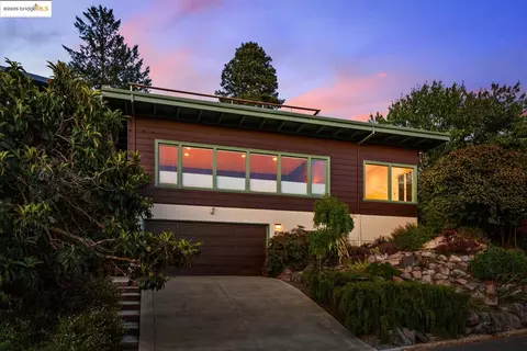 1069 Miller Ave, Berkeley, CA 94708 photo 1