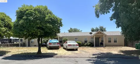 1932 Vicki Ln, Stockton, CA 95205
