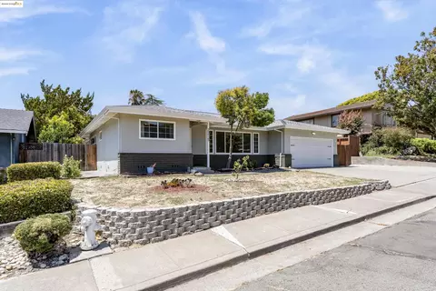 2215 Cunningham Dr, Fairfield, CA 94533 photo 1