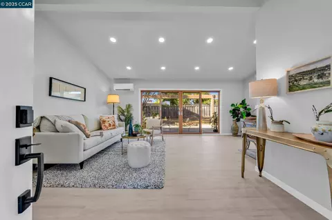 803 Hacienda Way, San Rafael, CA 94903