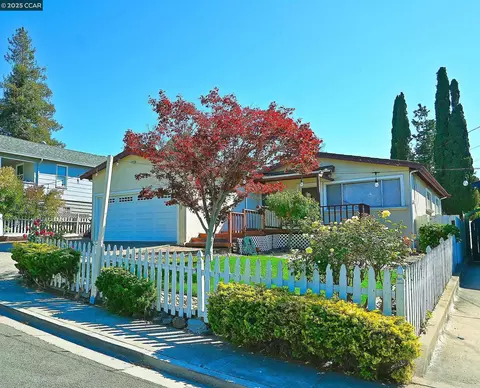 2156 Monterey Ave, Martinez, CA 94553 photo 1