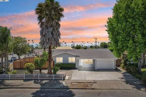 39681 Sundale Dr, Fremont, CA 94538