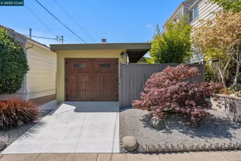 1060 Curtis St, Albany, CA 94706