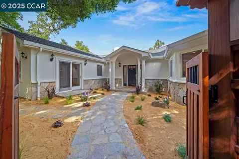921 Foye Dr, Lafayette, CA 94549
