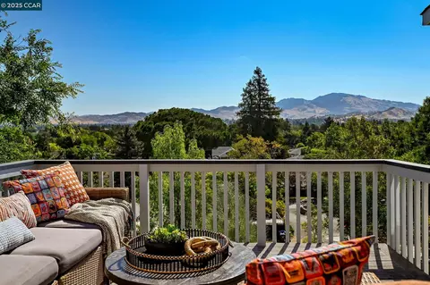 2460 Sky Rd, Walnut Creek, CA 94597