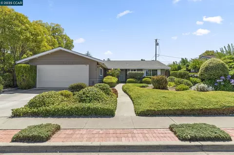 1712 Pepperwood Ct, Concord, CA 94521 photo 1
