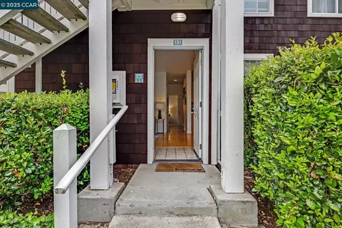 131 Bayside Ct, Richmond, CA 94804