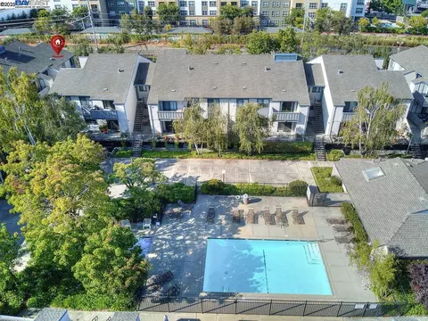 845 Woodside Way #111, San Mateo, CA 94401