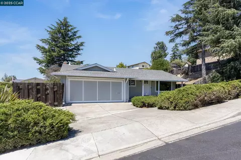 839 Reef Point Dr, Rodeo, CA 94572 photo 1