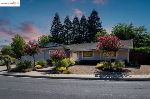 1206 Redlands Way, Concord, CA 94521 photo 1