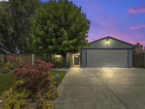 1641 Rue Avati, San Jose, CA 95131