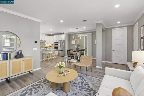 118 Wallace Cir, Moraga, CA 94556 photo 1