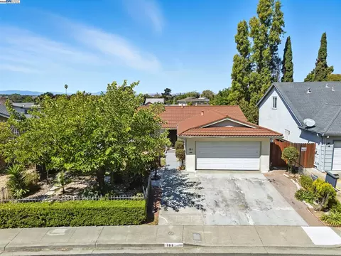 161 Richardson Dr, Vallejo, CA 94589