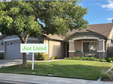 1084 Schadeck St, Manteca, CA 95336 photo 1