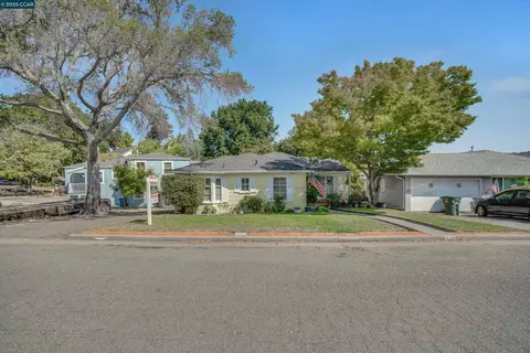 608 La Cadena St, Vallejo, CA 94590 photo 1