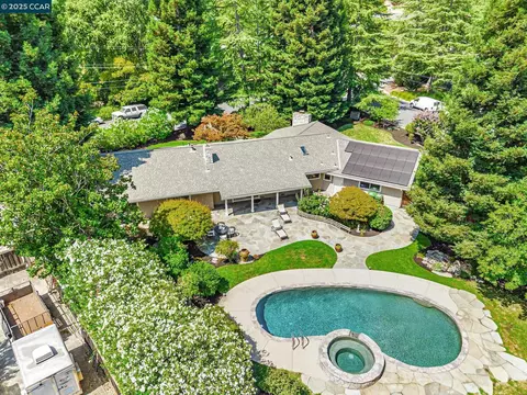 2600 Lunada Ln, Alamo, CA 94507