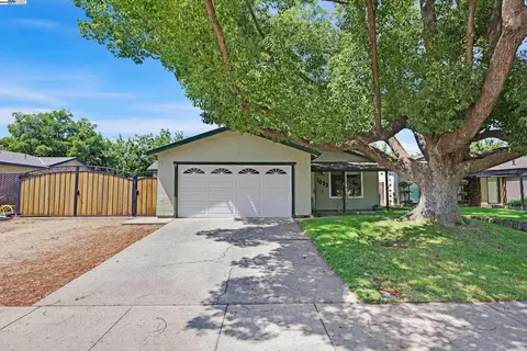 1033 Parkside Ave, Manteca, CA 95336 photo 1