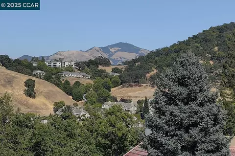 3663 Terra Granada Dr #1A, Walnut Creek, CA 94595