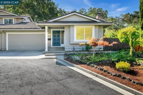 2073 Robb Rd, Walnut Creek, CA 94596