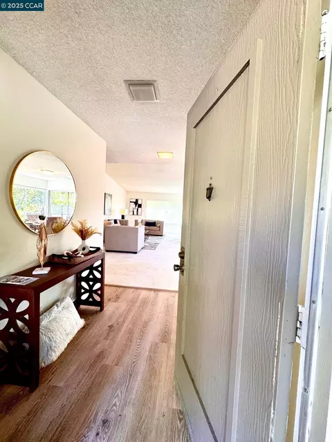 625 Terra California Dr #3, Walnut Creek, CA 94595