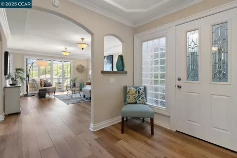 2133 Golden Rain Rd #2, Walnut Creek, CA 94595