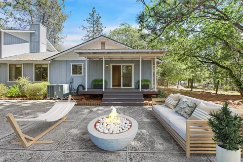 16261 Patricia Way, Grass Valley, CA 95949