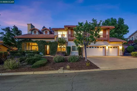 1105 Peacock Creek Dr, Clayton, CA 94517