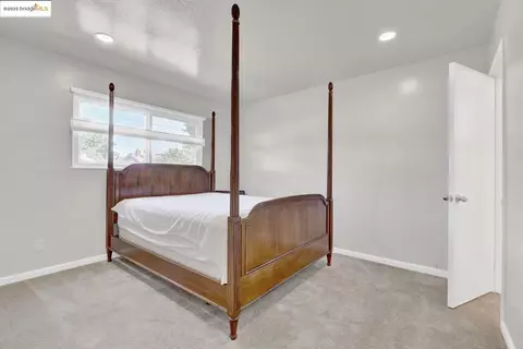 Bedroom - 2011 Regis Dr, Davis, CA 95618 photo 1 of 4