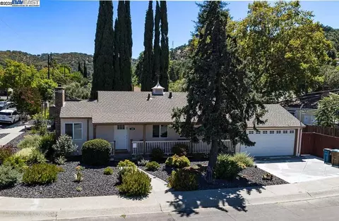 330 H St, Martinez, CA 94553 photo 1