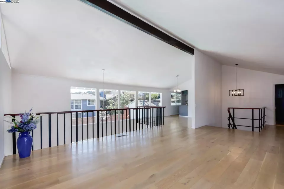 Living - 2575 Bantry Ln, South San Francisco, CA 94080 photo 4 of 6