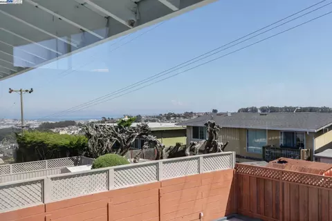 View/Area - 2575 Bantry Ln, South San Francisco, CA 94080 photo 1 of 2