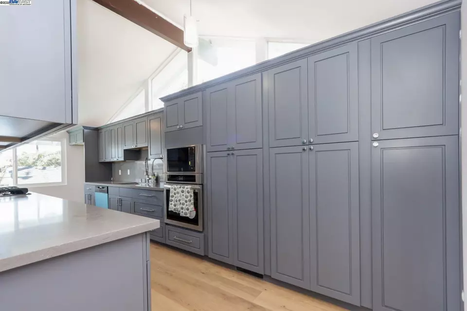 Kitchen - 2575 Bantry Ln, South San Francisco, CA 94080 photo 5 of 5